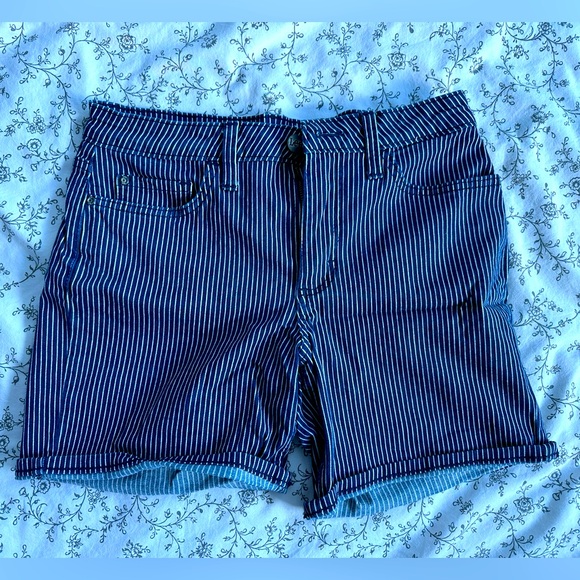 Lee Navy/White Striped Shorts - Picture 1 of 3